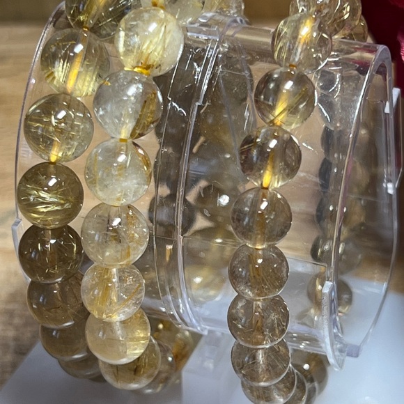 Golden Rutilated Quartz - Picture 13 of 14